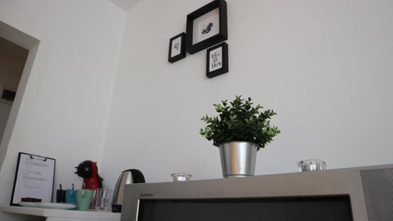 צרבו Villa Viktoria Studios מראה חיצוני תמונה